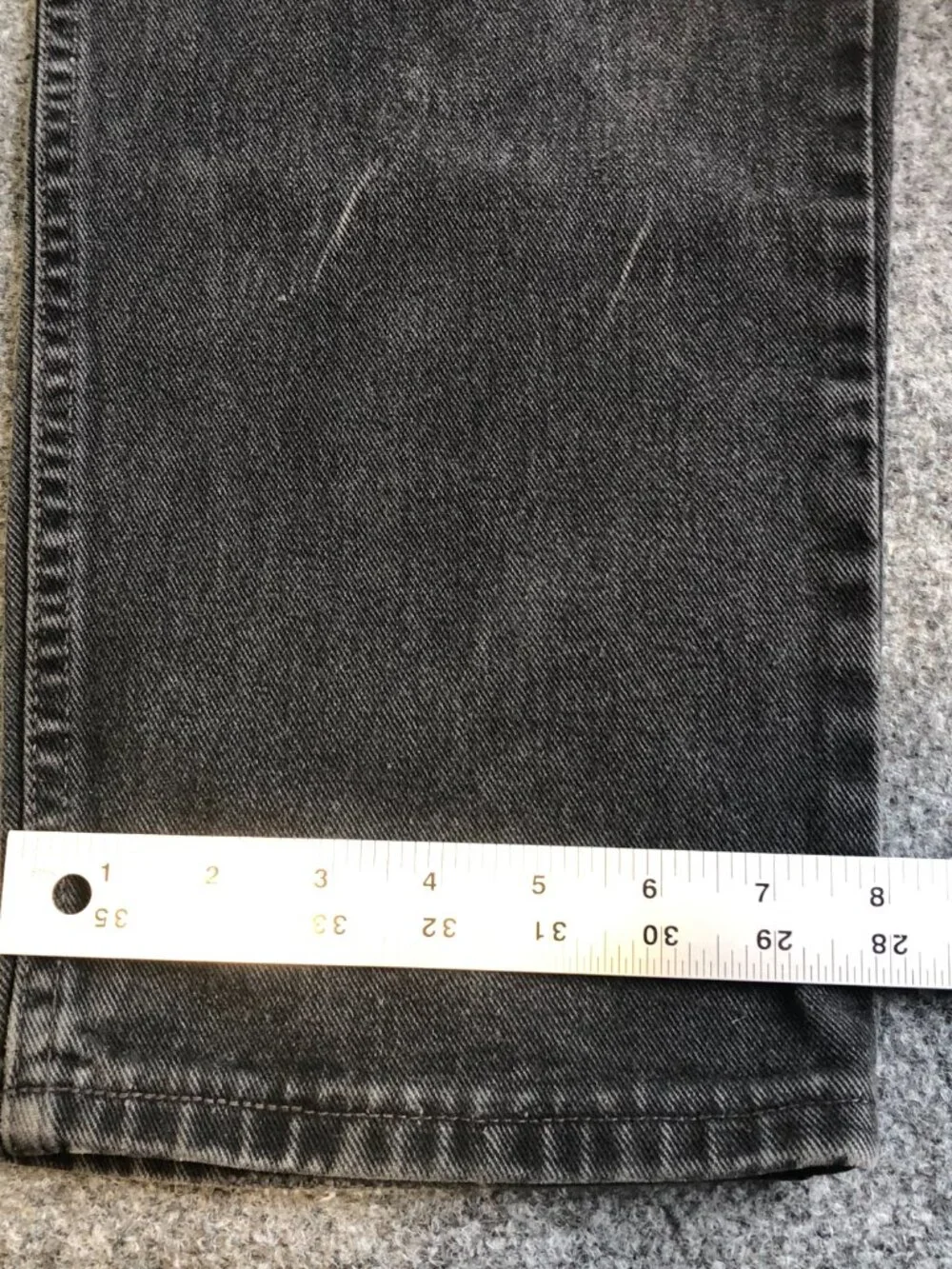 Vintage Levis 550 Jeans Mens 32x32 Faded Black Red Tab Grunge Made USA 2002 Y2K